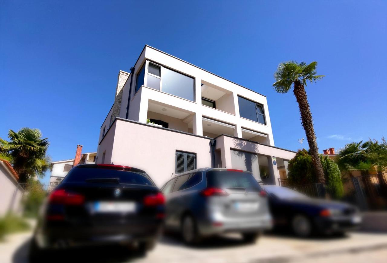Stay In The Heart Of Porec - 50M To The Beach Bagian luar foto
