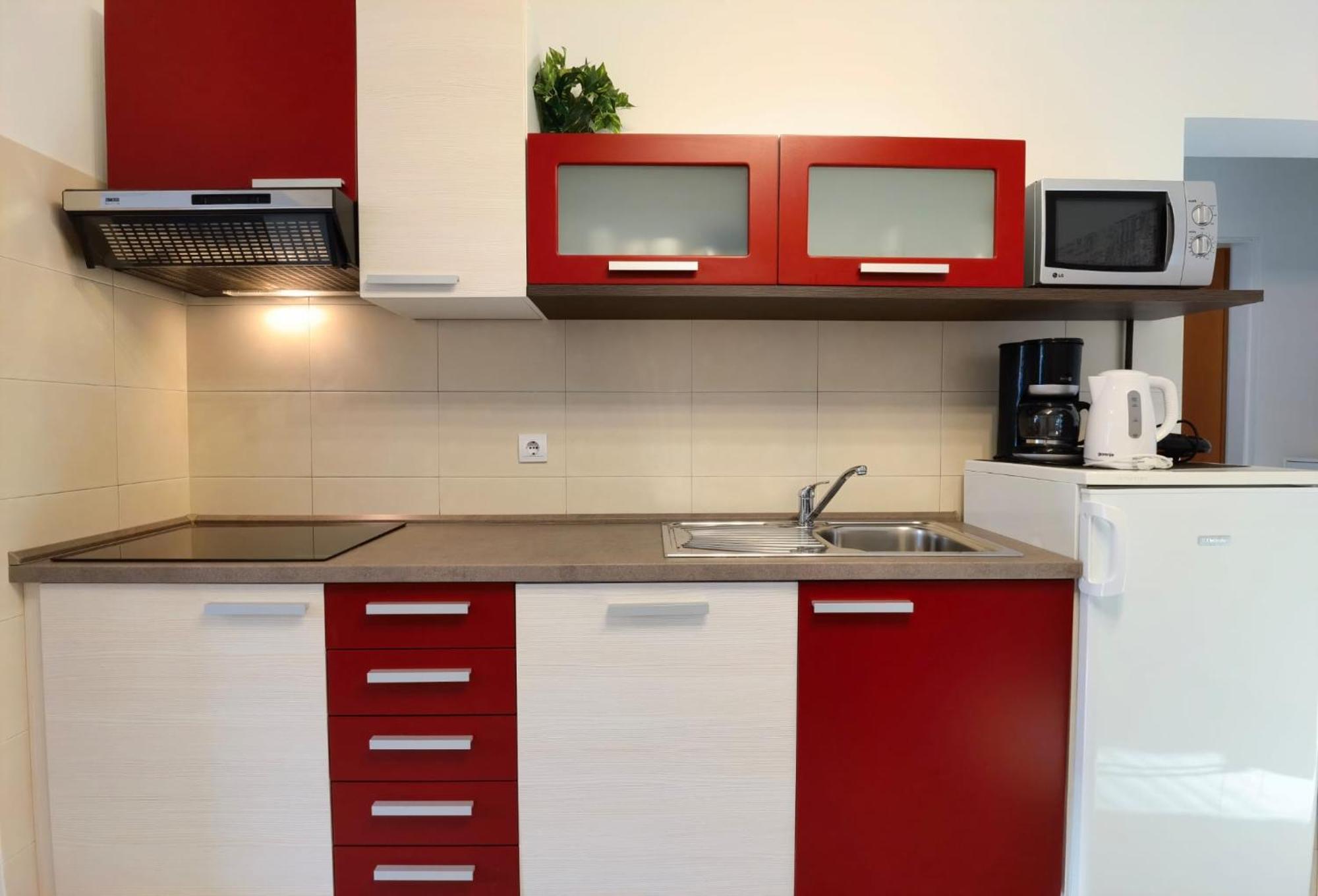 Stay In The Heart Of Porec - 50M To The Beach Bagian luar foto
