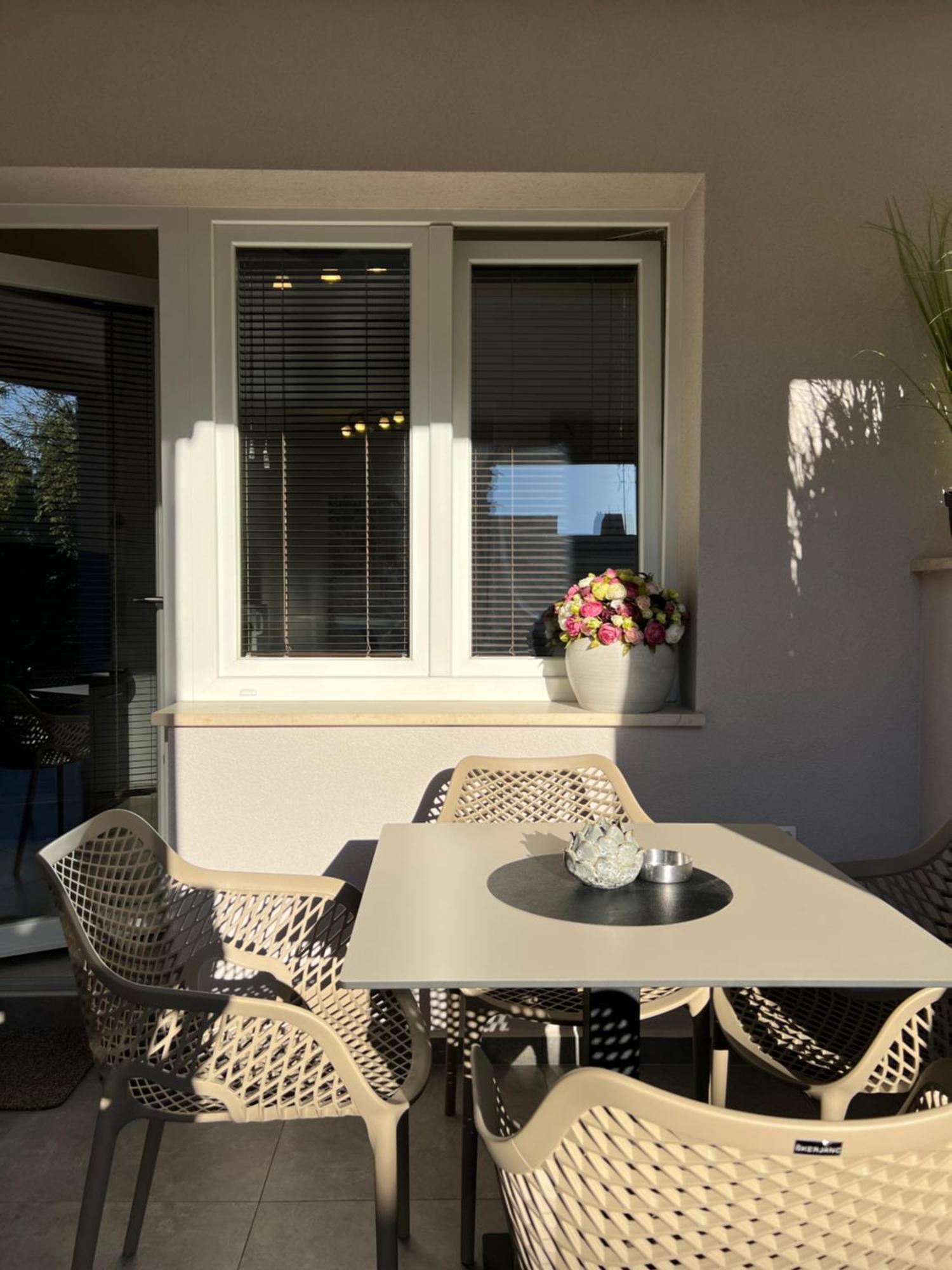 Stay In The Heart Of Porec - 50M To The Beach Bagian luar foto