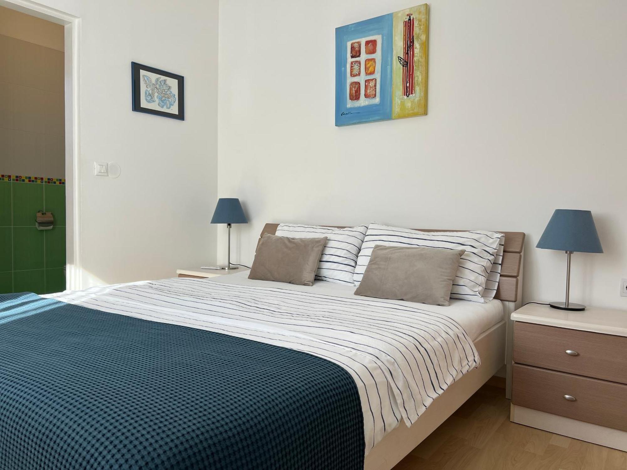 Stay In The Heart Of Porec - 50M To The Beach Bagian luar foto